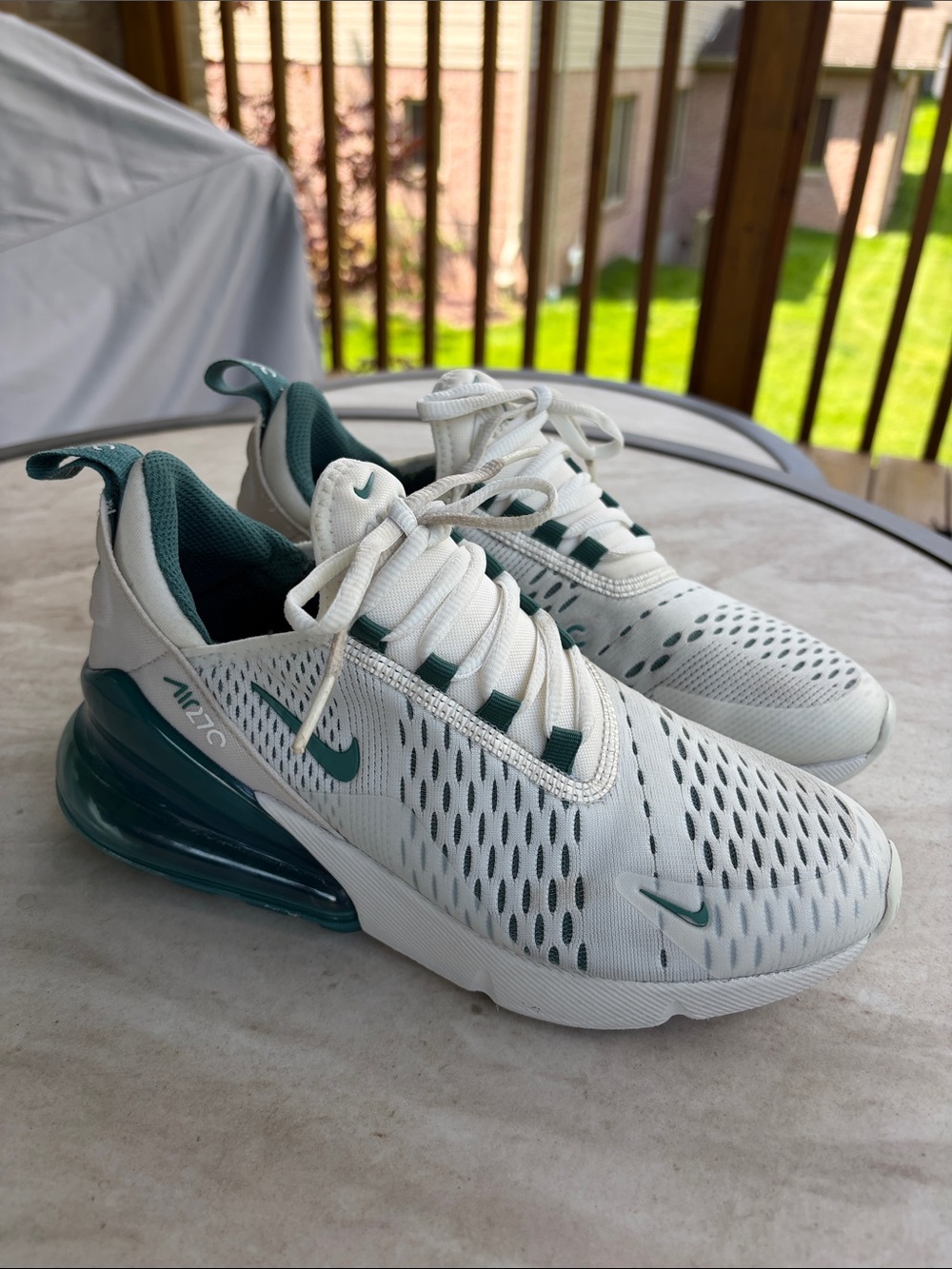 Nike White and Teal Air Max 270 Lightweight Sneakers